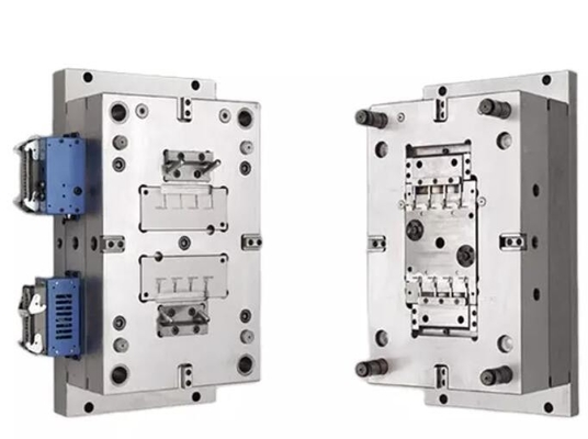 6.94UL PC243R ইনজেকশন মোল্ড মেকার প্লাস্টিক ইনজেকশন মোল্ডিং ডাই মেকার 0.05mm